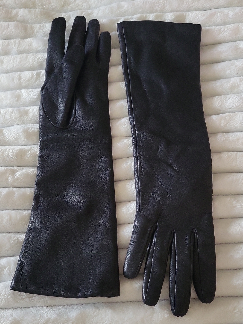 Neiman Marcus Ultra Rare Vintage Long Wool Lining Kidskin Black Leather Gloves